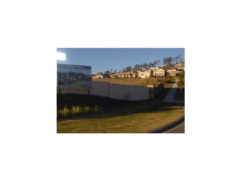 2 SANGSTER CRESENT, Pacific Pines QLD 4211