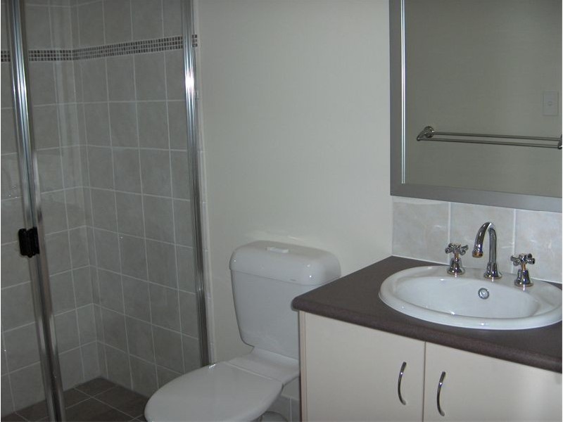 2-5  Benson Court, Ormeau QLD 4208