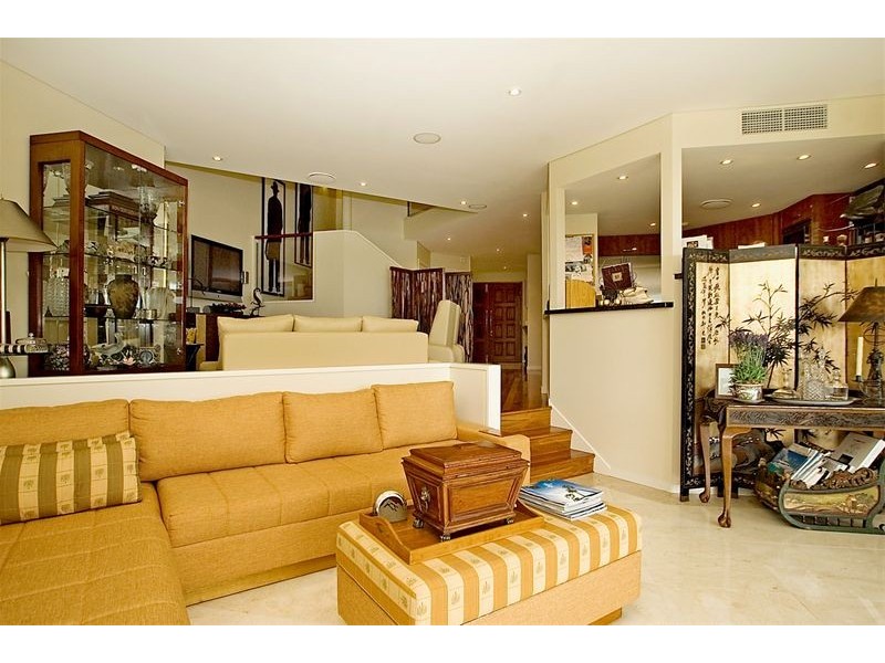 5451  Merion Terrace, Sanctuary Cove QLD 4212