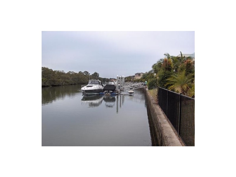 2339  Cressbrook Drive,, Hope Island QLD 4212