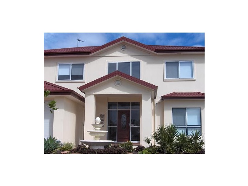 86  Salvardo Street,, Pacific Pines QLD 4211