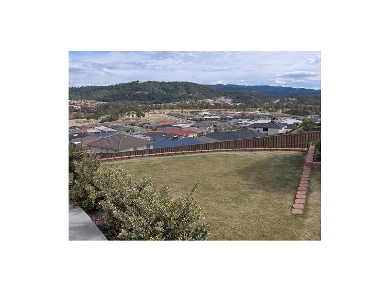 86  Salvardo Street,, Pacific Pines QLD 4211