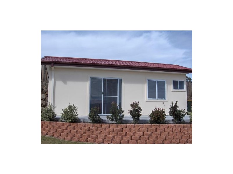 86  Salvardo Street,, Pacific Pines QLD 4211