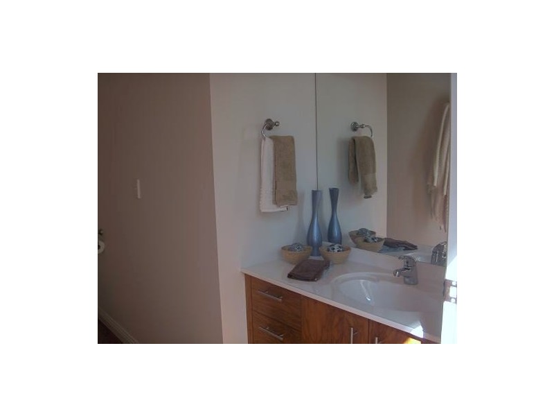 86  Salvardo Street,, Pacific Pines QLD 4211