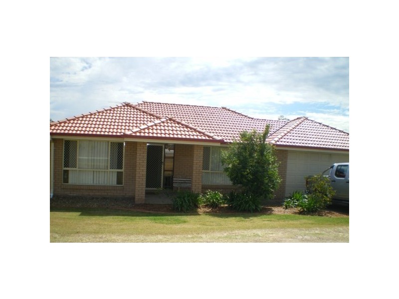 4  Bedivere Dr, Ormeau QLD 4208