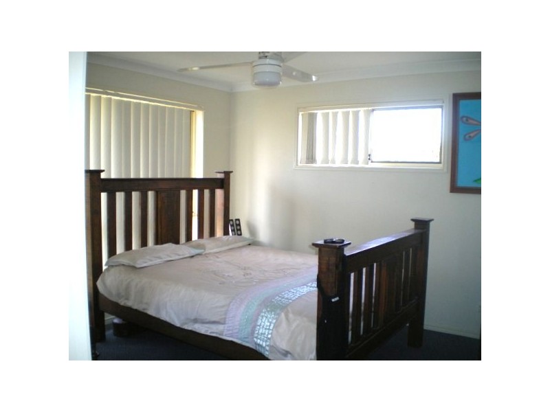 4  Bedivere Dr, Ormeau QLD 4208