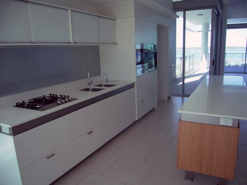 28101  Ephraim Island, Paradise Point QLD 4216