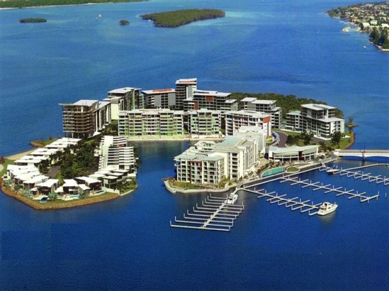 28101  Ephraim Island, Paradise Point QLD 4216