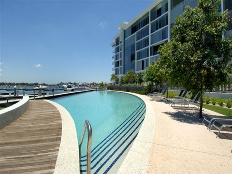 28203 Ephraim Island, Paradise Point QLD 4216