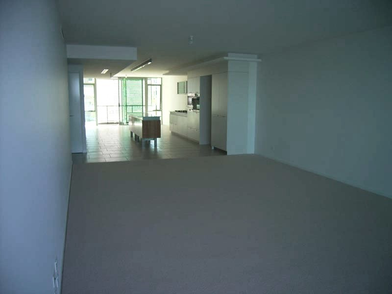 28203 Ephraim Island, Paradise Point QLD 4216