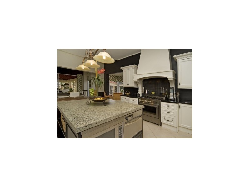 7006 Riverview Crescent, Sanctuary Cove QLD 4212