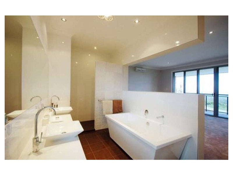 72-74  The Pinnacle, Tallai QLD 4213