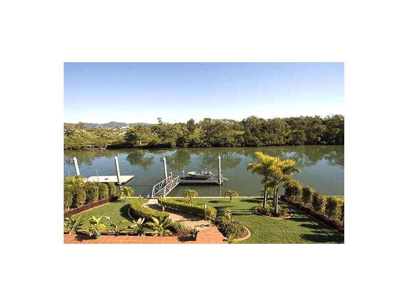 2339 Cressbrook Drive, Hope Island QLD 4212