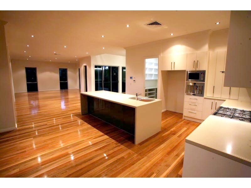 1667 Riverdale Drive, Hope Island QLD 4212