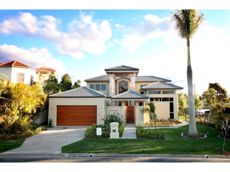 1667 Riverdale Drive, Hope Island QLD 4212