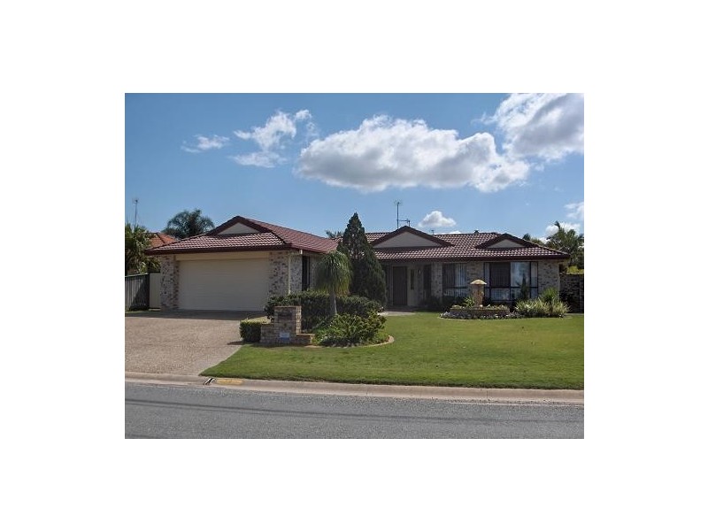 38 Sickle Avenue, Hope Island QLD 4212