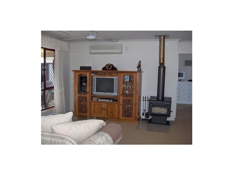38 Sickle Avenue, Hope Island QLD 4212