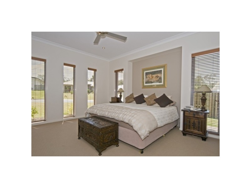 7 Kintail Lane, Coomera QLD 4209