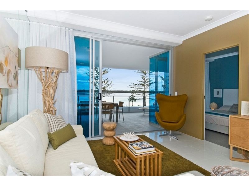 430 Marine Parade, Biggera Waters QLD 4216