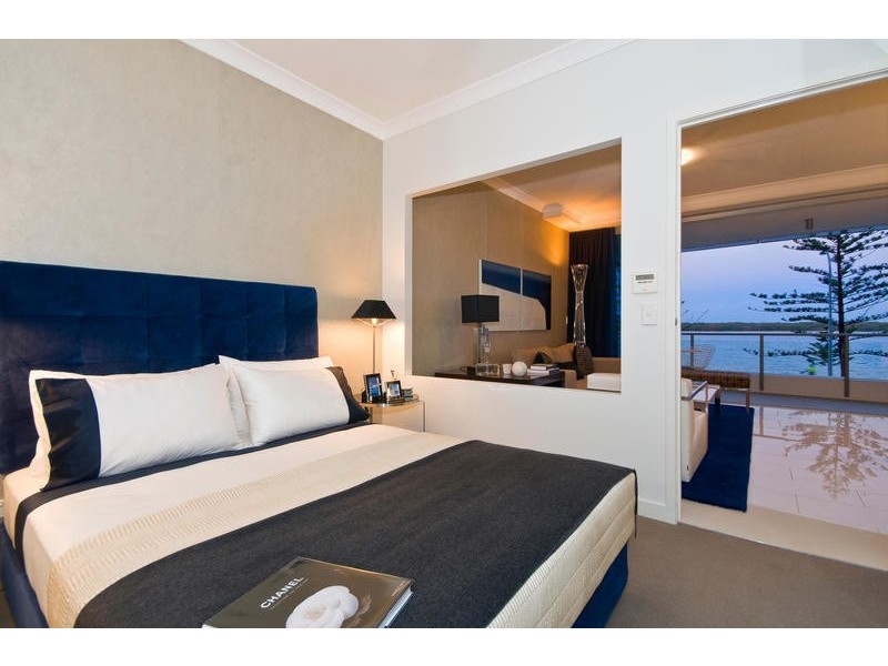 430 Marine Parade, Biggera Waters QLD 4216