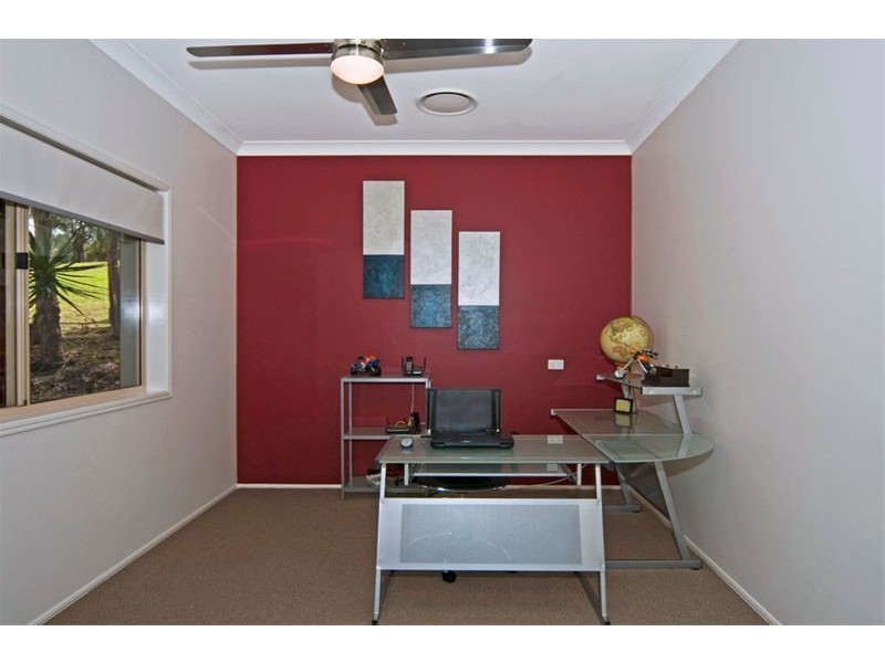 17  Clarence Drive, Helensvale QLD 4212