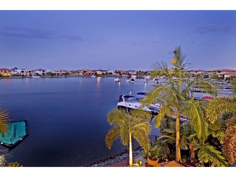 Hope Island QLD 4212