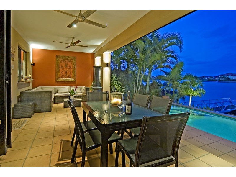 Hope Island QLD 4212