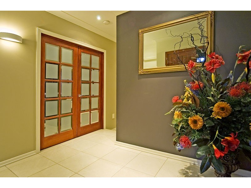 Hope Island QLD 4212