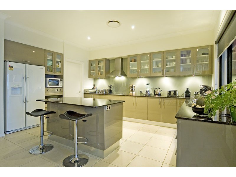 Hope Island QLD 4212