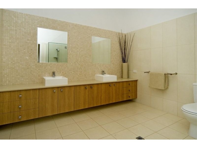 35 Lachlan Drive, Coomera QLD 4209