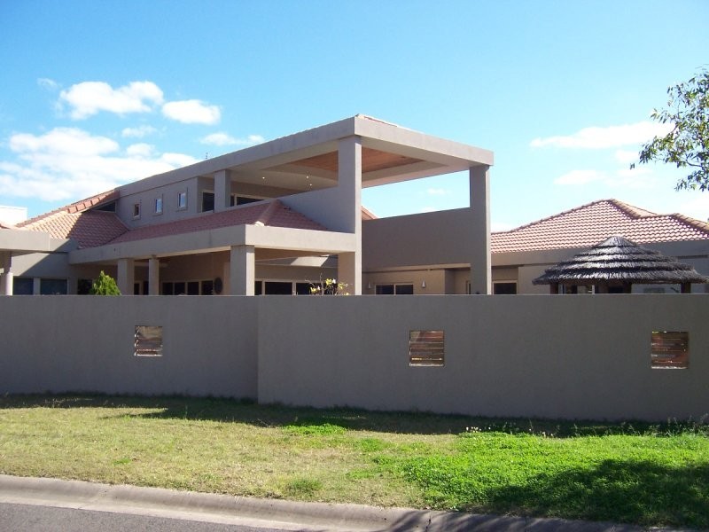 Hope Island QLD 4212