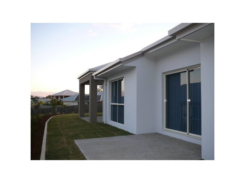 4  First Light Avenue, Coomera QLD 4209