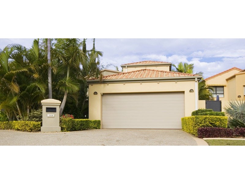 1518 Riverdale Drive, Hope Island QLD 4212