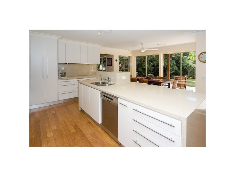 15  Chopin Ct, Nerang QLD 4211