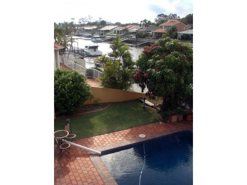 63  Pebble Beach Drive, Runaway Bay QLD 4216