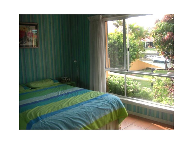 63  Pebble Beach Drive, Runaway Bay QLD 4216