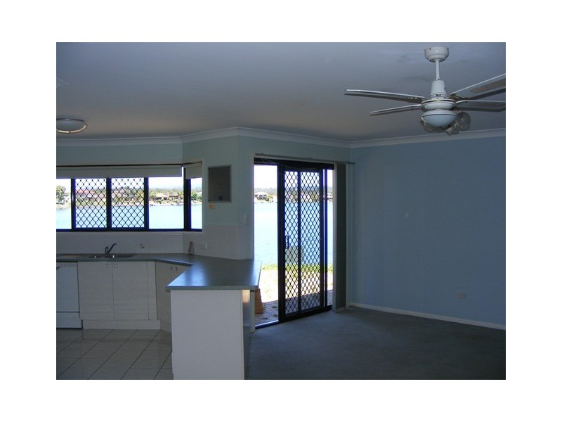 Monterey Keys QLD 4212