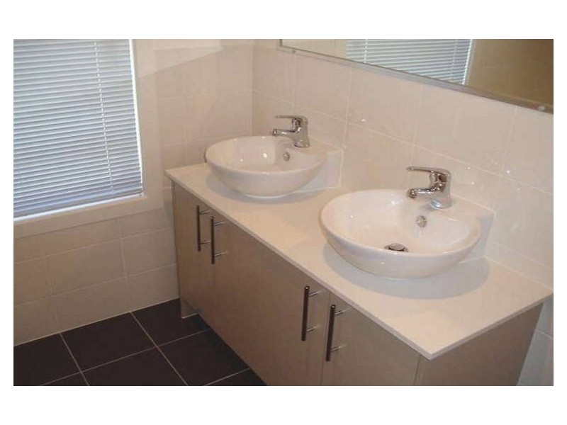 6  Dawe Street, Maudsland QLD 4210