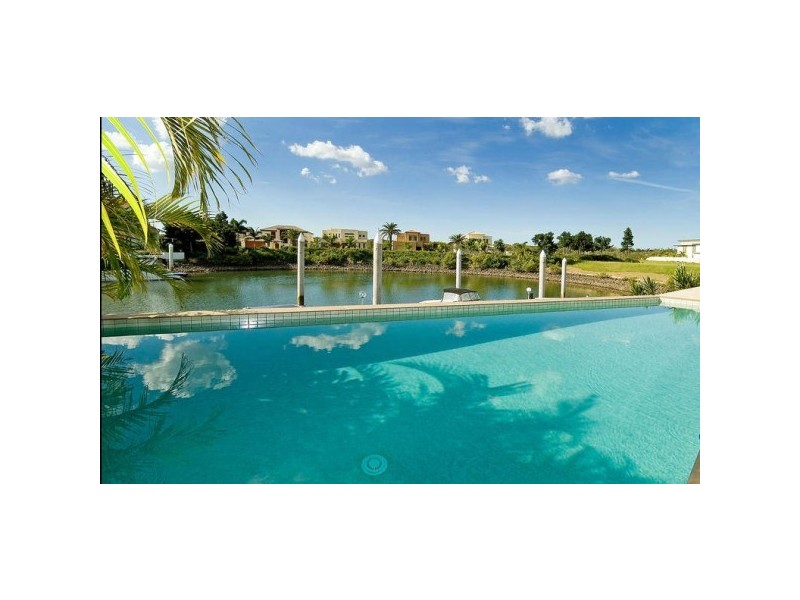 8075 Riverside Drive, Sanctuary Cove QLD 4212