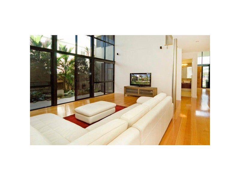 8075 Riverside Drive, Sanctuary Cove QLD 4212