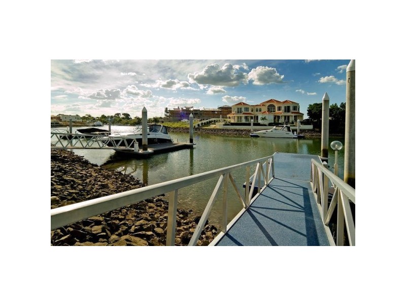 8075 Riverside Drive, Sanctuary Cove QLD 4212