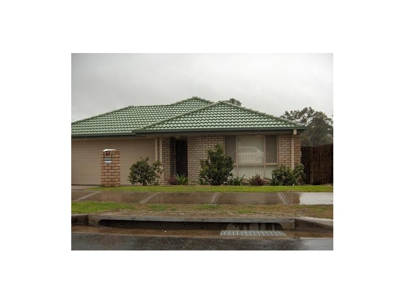 30  Bedivere Street, Pimpama QLD 4209