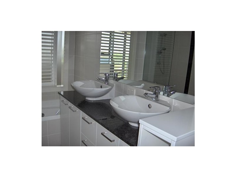 4824  The Parkway, Sanctuary Cove QLD 4212