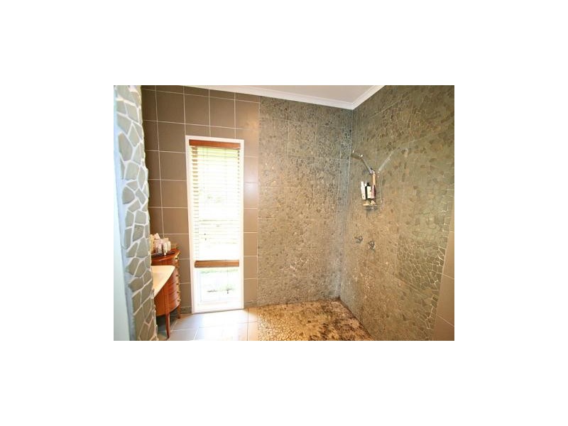 24  Bibaringa Close, Beechmont QLD 4211