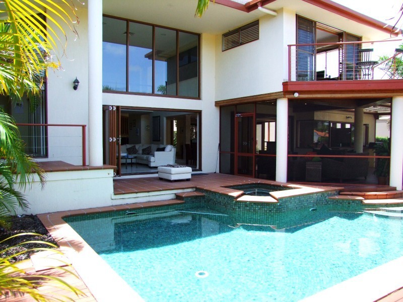 5801 Clearwater Crescent, Sanctuary Cove QLD 4212