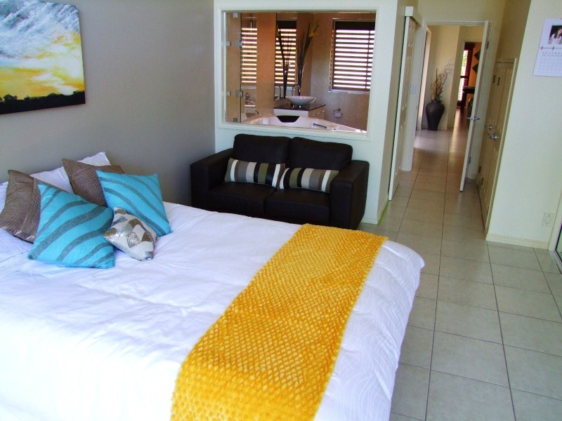 5801 Clearwater Crescent, Sanctuary Cove QLD 4212