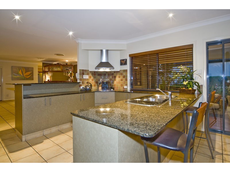 Hope Island QLD 4212