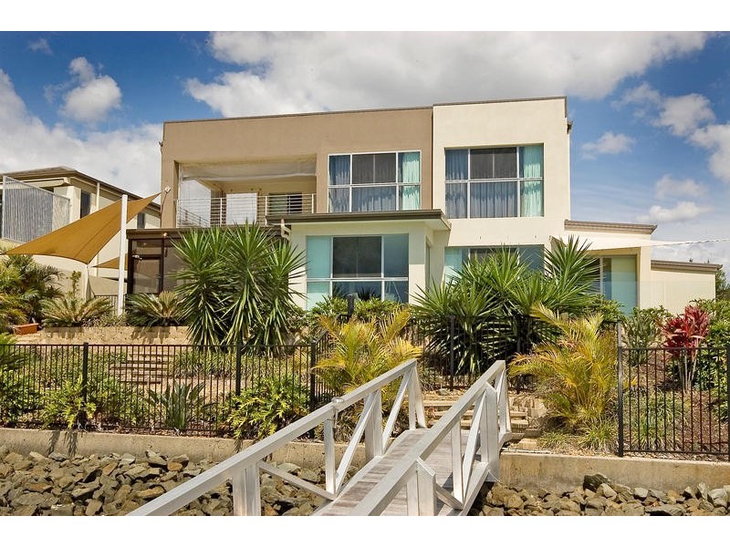 8087 Riverside Drive, Sanctuary Cove QLD 4212
