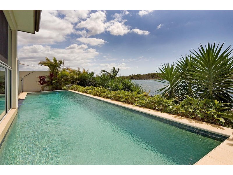 8087 Riverside Drive, Sanctuary Cove QLD 4212