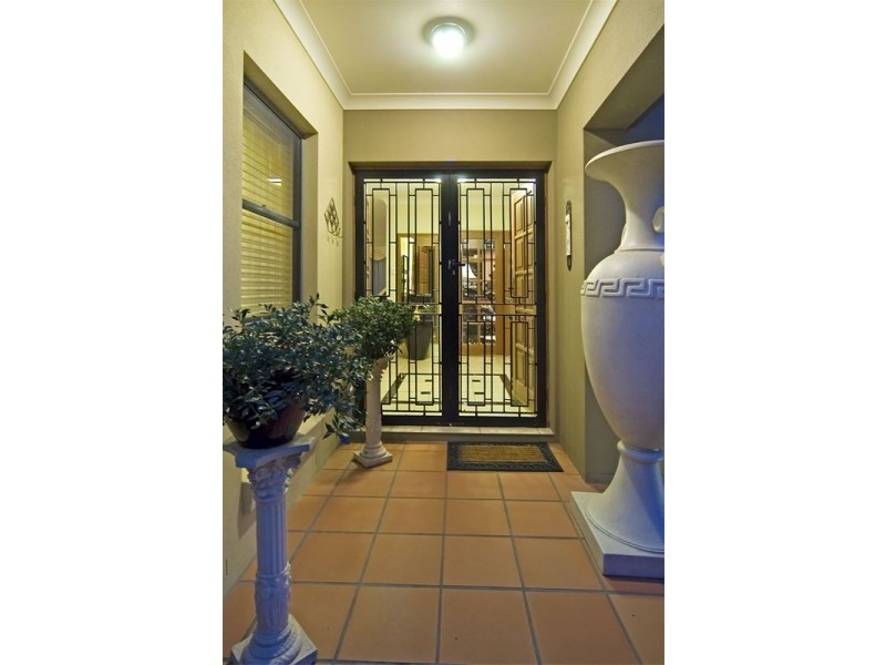 Hope Island QLD 4212